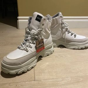 Punkrose by sketchers boots